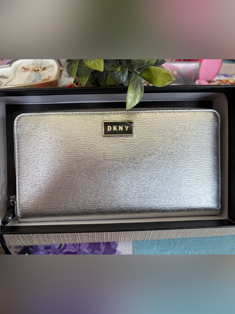 DKNY Metallic Silver Textured Clutch Wallet NWT / Comes in Box!